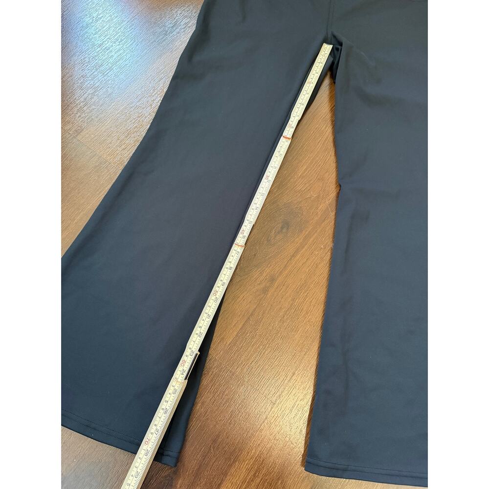 Halara NWT DayStretch High Waisted Pocket Flare Yoga Pants Black Sz XL Casual - Picture 4 of 7